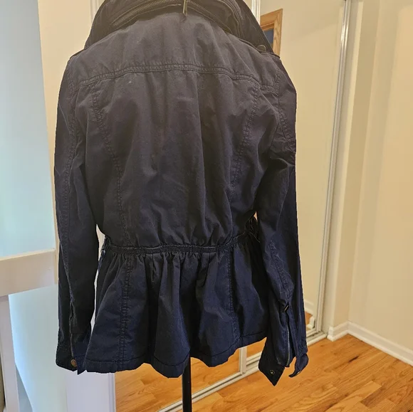 Burberry Jacket - Picture 3 of 5